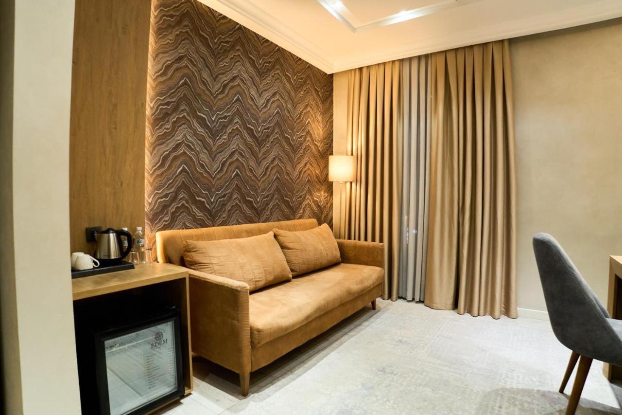 Edem Hotel Turkistan الغرفة الصورة